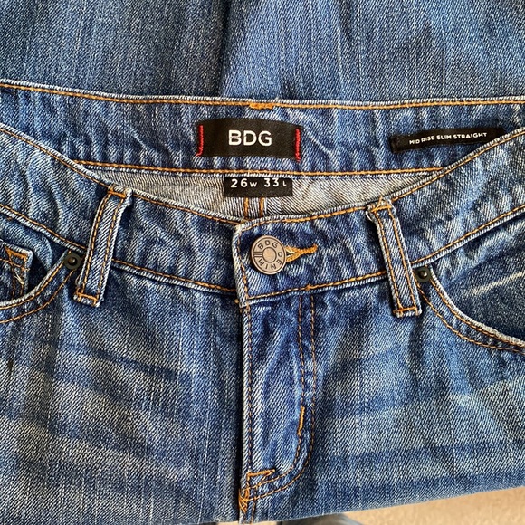 Urban Outfitters BDG mid rise slim straight jeans distressed - Picture 3 of 15